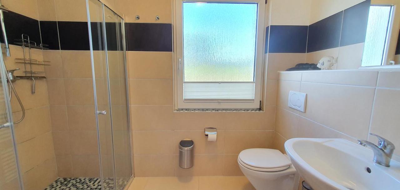 Pension Zum Riedensee Bastorf Bagian luar foto