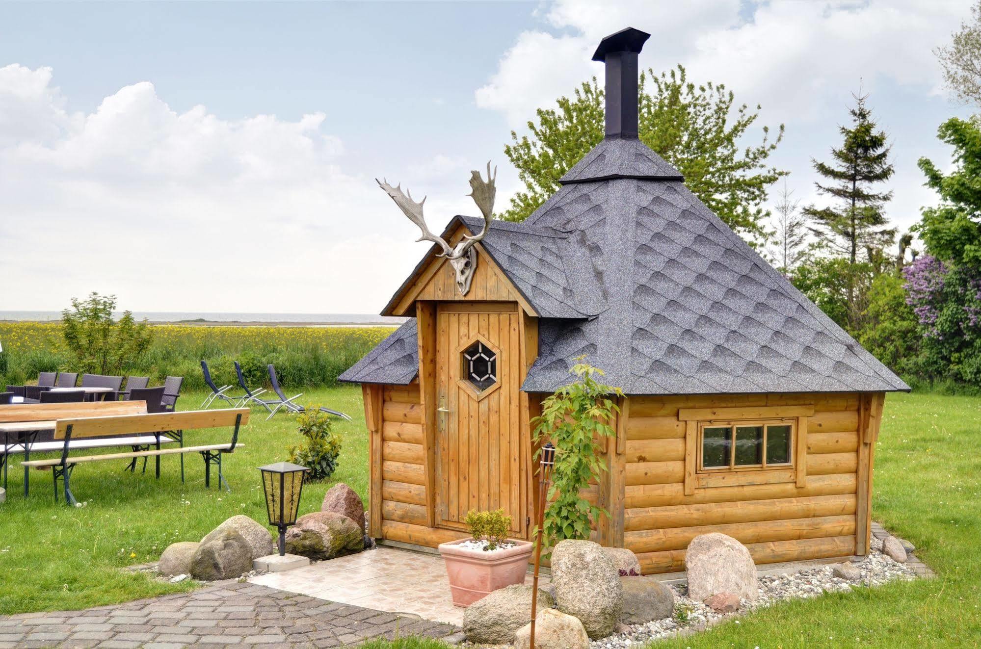 Pension Zum Riedensee Bastorf Bagian luar foto